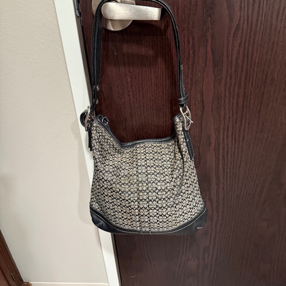 Coach Signature Jacguard Crossbody Beige & Brown Purse FK0685-F10416 - Picture 1 of 10